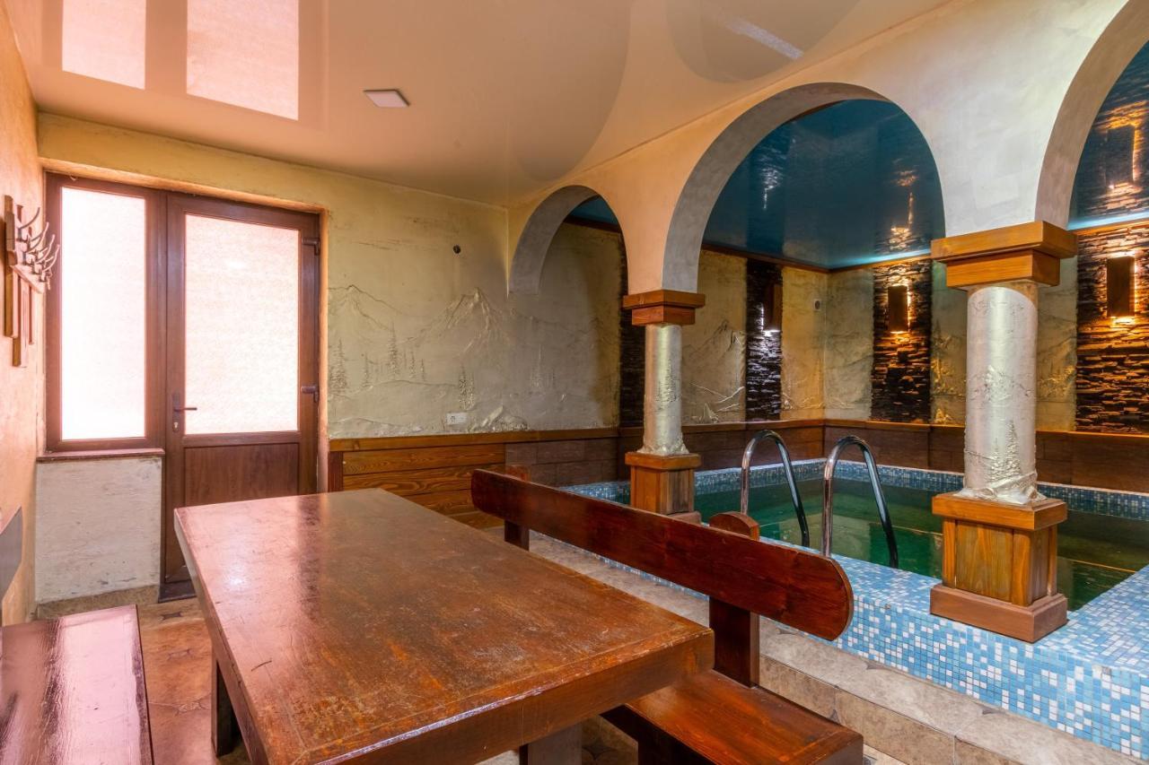 Villa Vlad & Spa Bukoveľ Exteriér fotografie